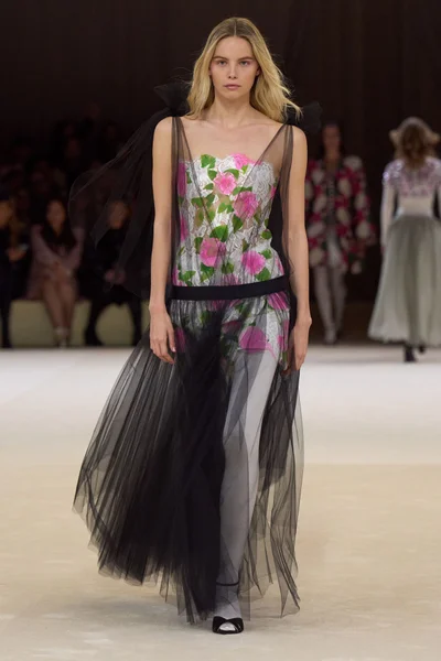 Look 34